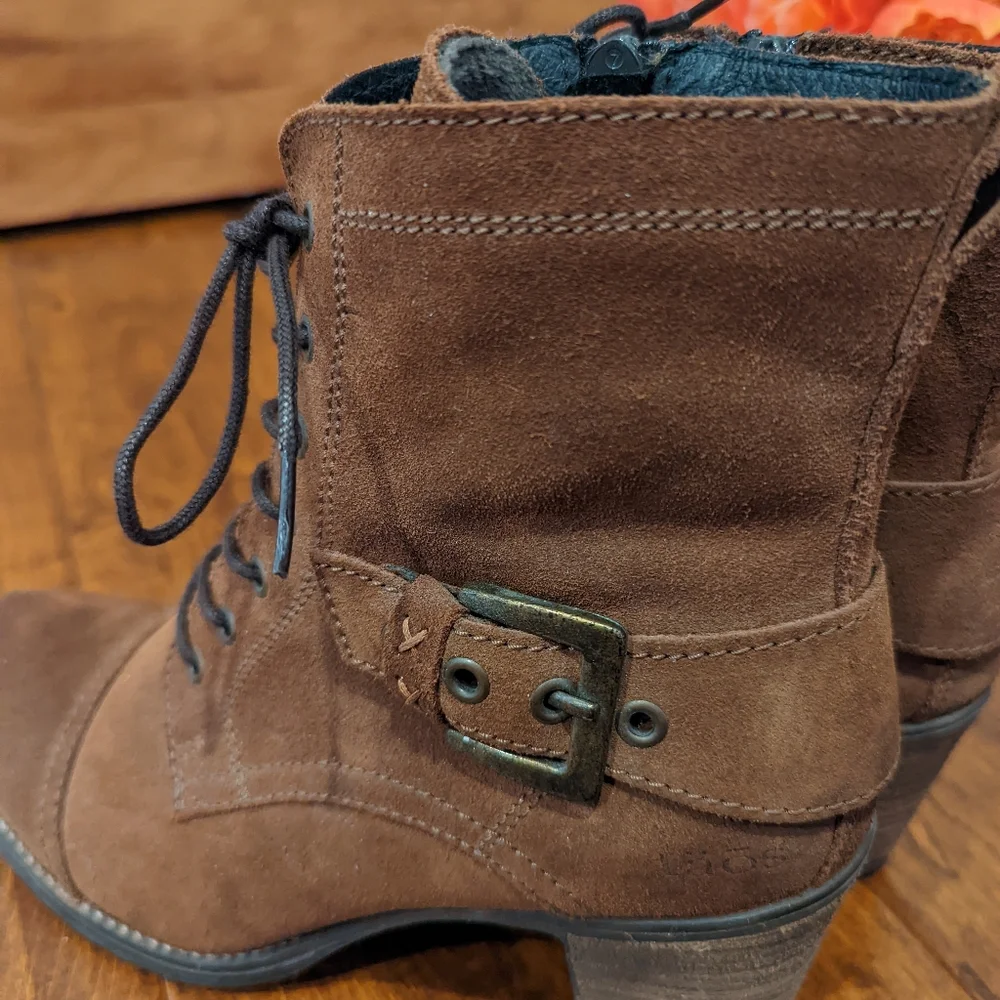 Taos Women's Laka Brown Suede Boot, Sz. 9-9.5, 40 European. - Picture 3 of 14